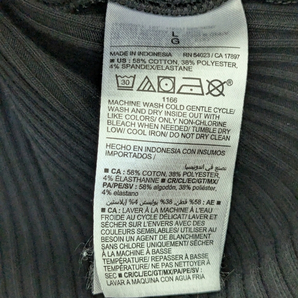 WORN ONCE Black Old Navy Ribbed Maxi Skirt, WL - Picture 3 of 5